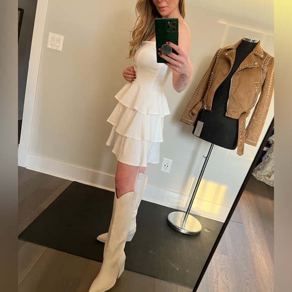 Row A - White Tiered Mini Dress - Picture 3 of 4